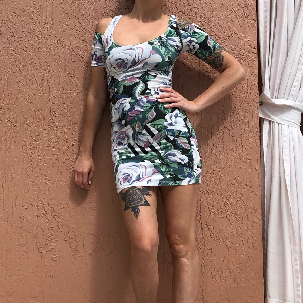 MINKPINK floral print bandage dress XS